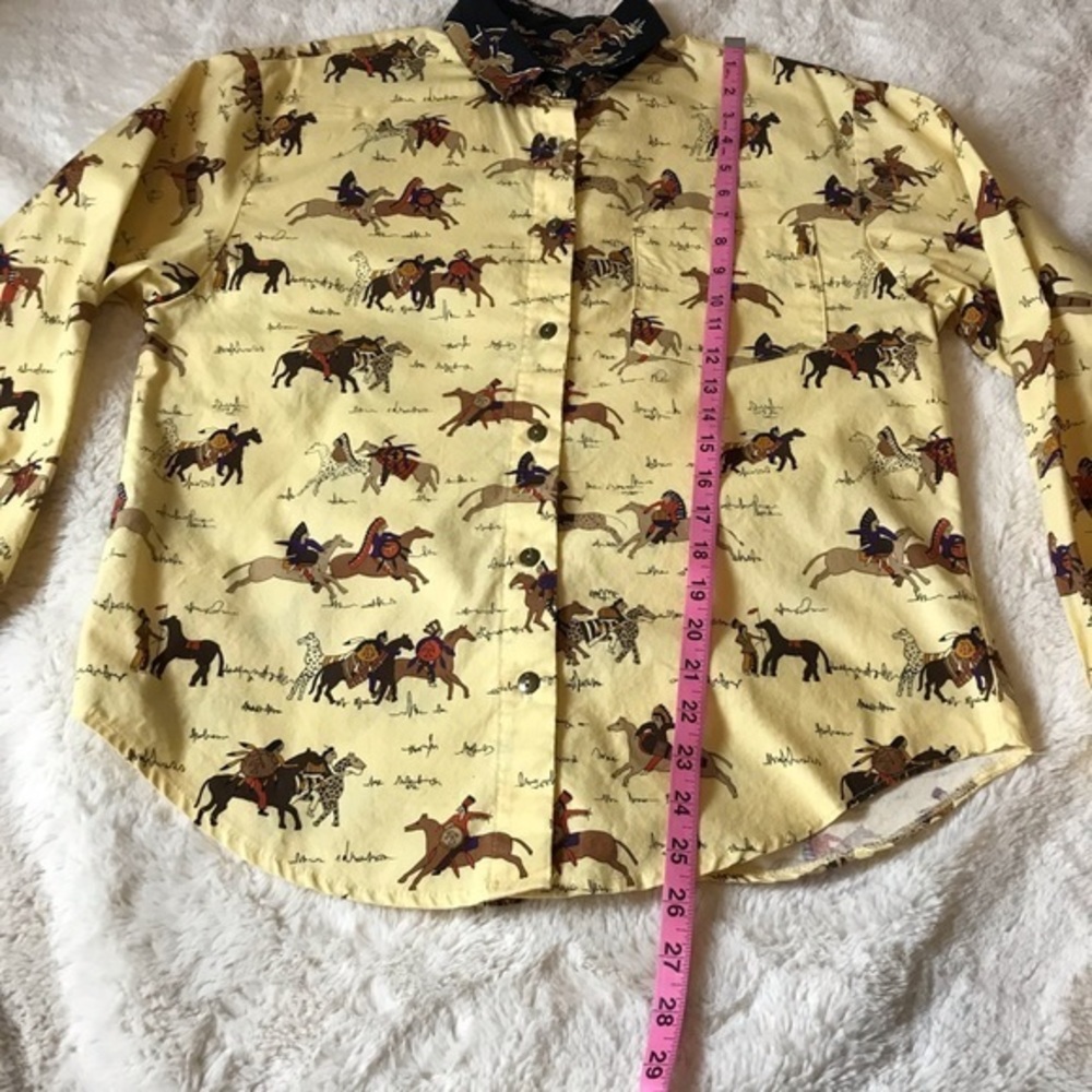 Circle T Button Down Shirt Medium - image 6